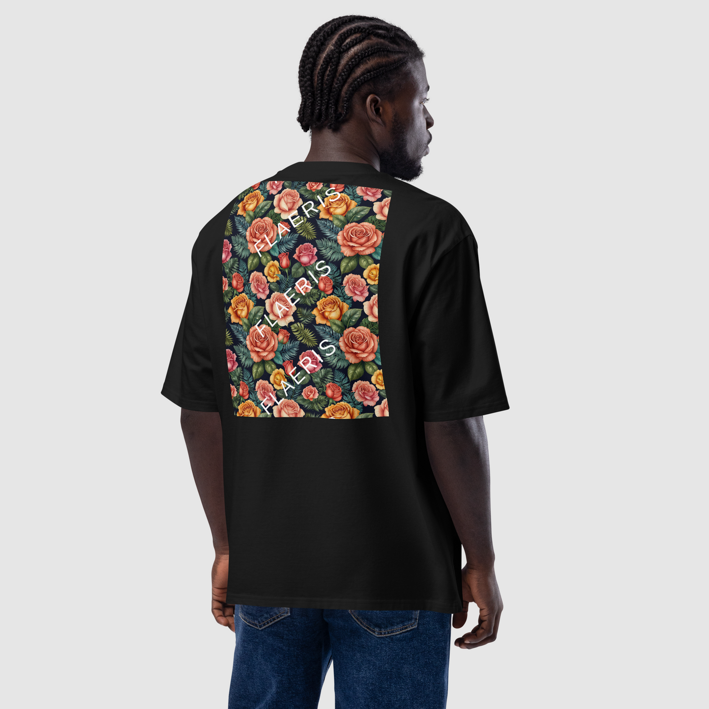 Camiseta preta - impressão rosas